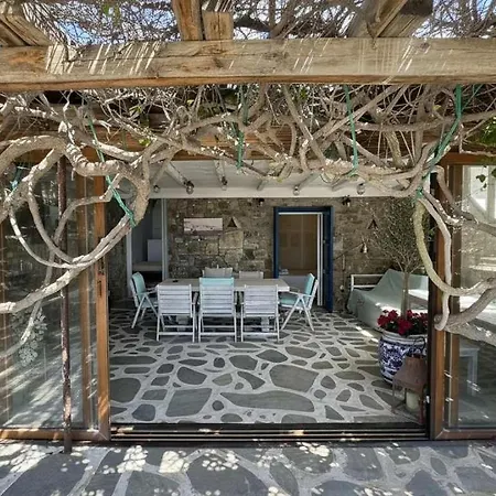 Scenic Stylish 2 Bd House Facing The Sea