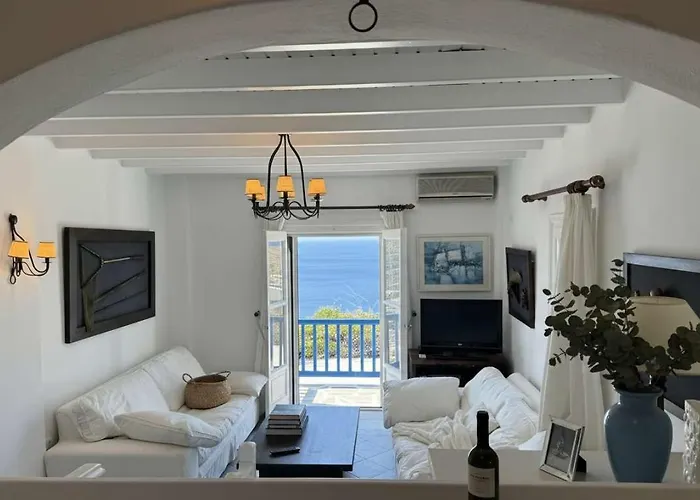 Scenic Stylish 2 Bd House Facing The Sea *