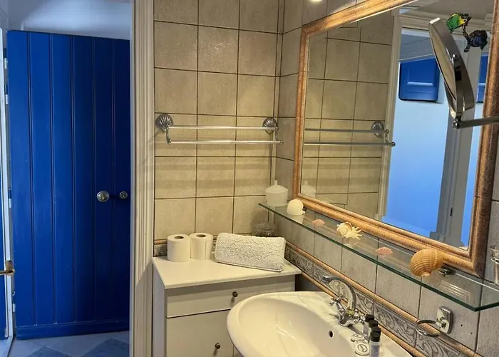 Semesterbostad Scenic Stylish 2 Bd House Facing The Sea Elia (Mykonos)