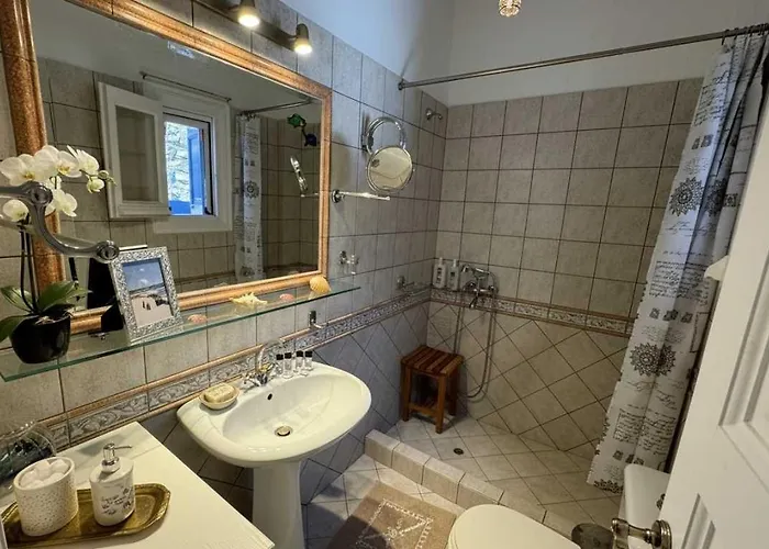 Scenic Stylish 2 Bd House Facing The Sea Дом отдыха *