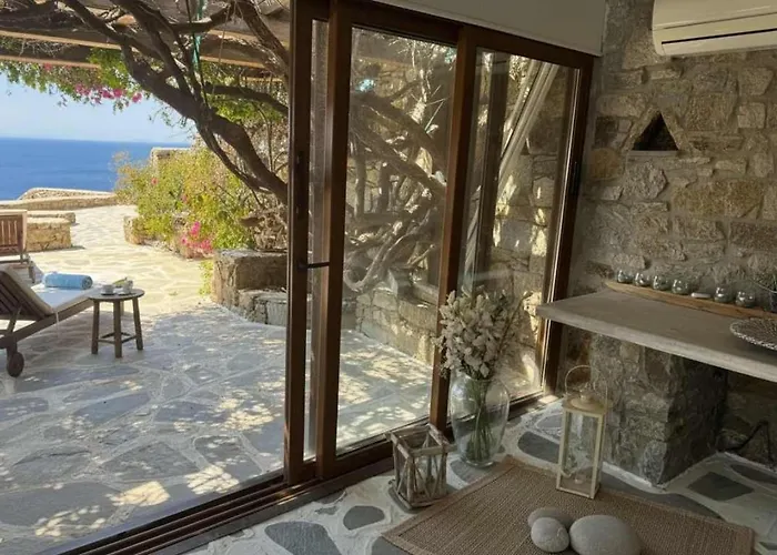 Scenic Stylish 2 Bd House Facing The Sea Дом отдыха Elia (Mykonos)