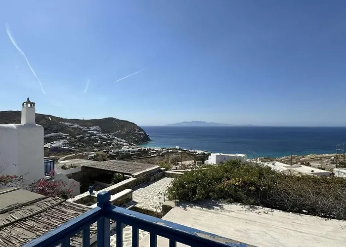 Дом отдыха Scenic Stylish 2 Bd House Facing The Sea Elia (Mykonos)